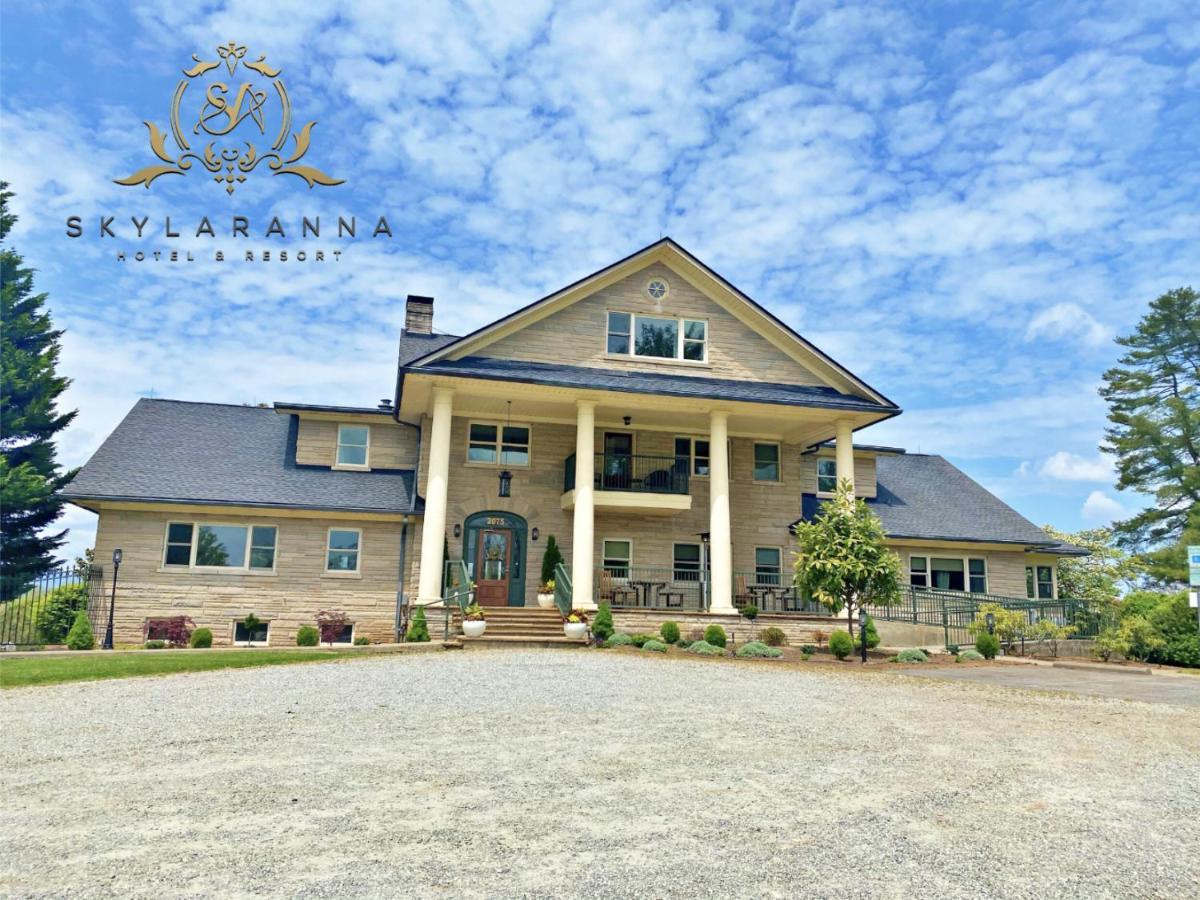 Skylaranna Resort & Spa Hendersonville Bagian luar foto