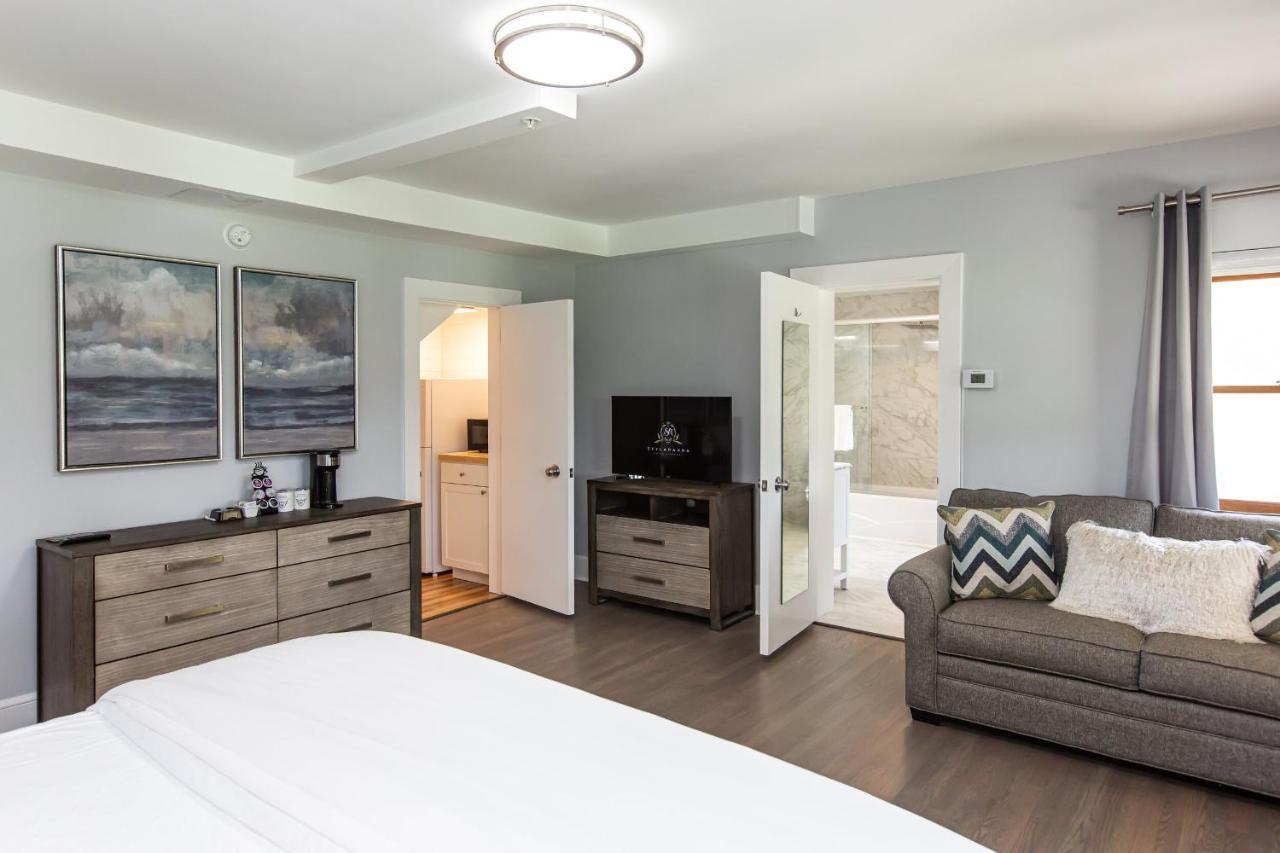 Skylaranna Resort & Spa Hendersonville Bagian luar foto