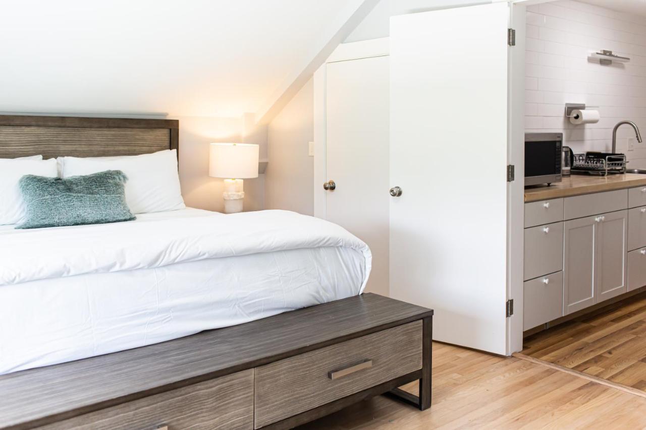 Skylaranna Resort & Spa Hendersonville Bagian luar foto